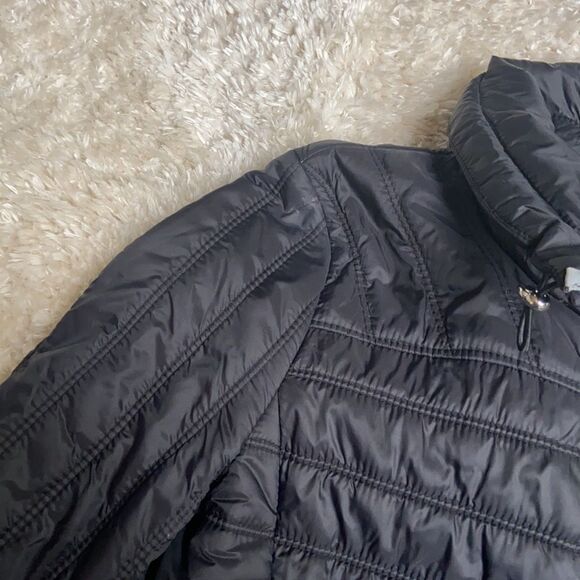 Guess Black Quilted Jacket - Picture 4 of 14